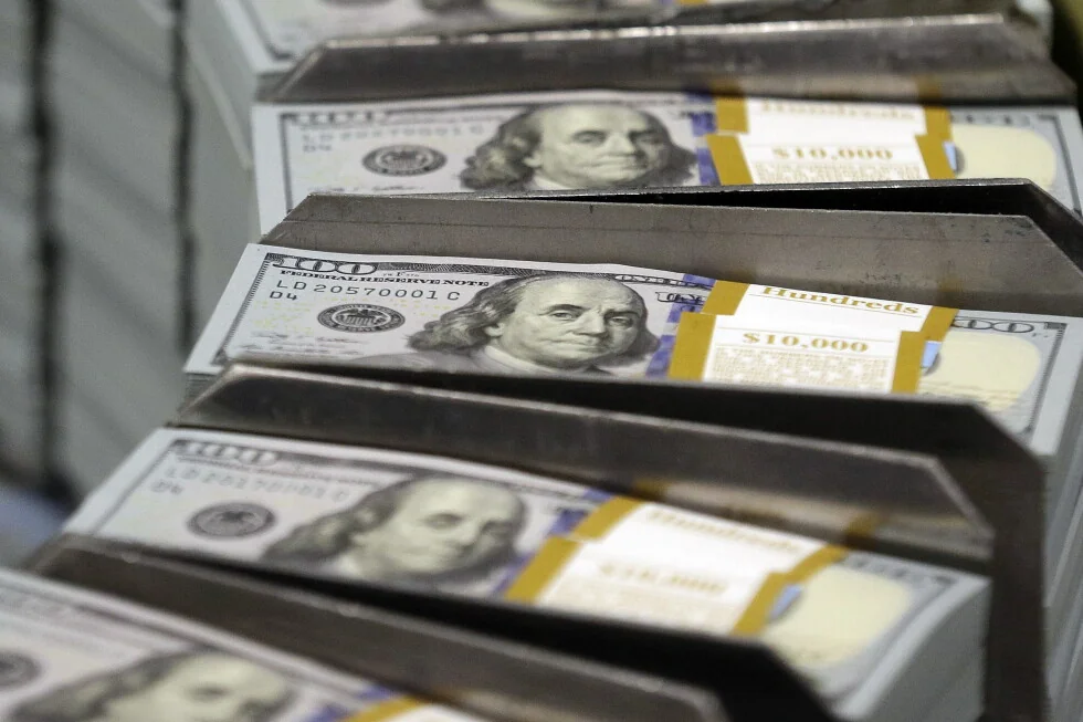 Check how far your salary falls behind that of the top CEOs in the United States.