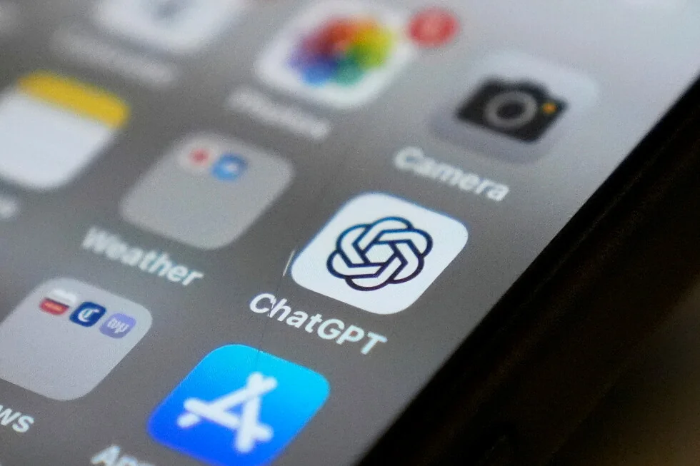 Un estudio dice que los chatbots de IA pueden difundir reglas del gobierno sobre el habla en internet.