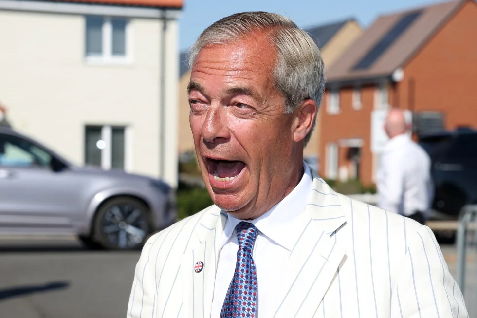 Nigel Farage gana. Count Binface pierde. La gente se ríe de las elecciones del Reino Unido.