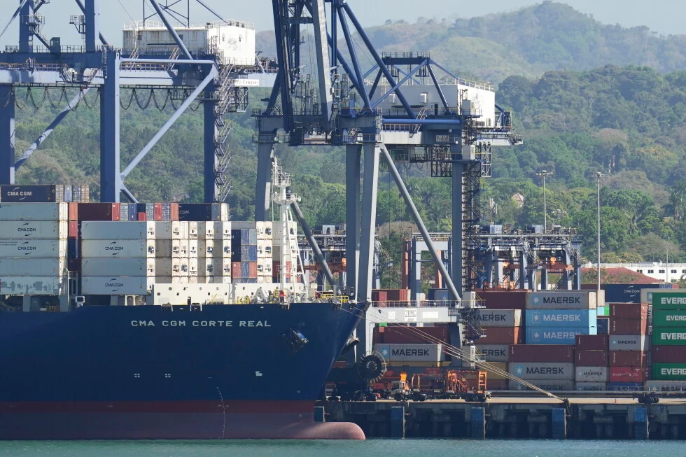 La empresa de Hong Kong quiere 1.5 mil millones de dólares de Panamá por los puertos del canal.