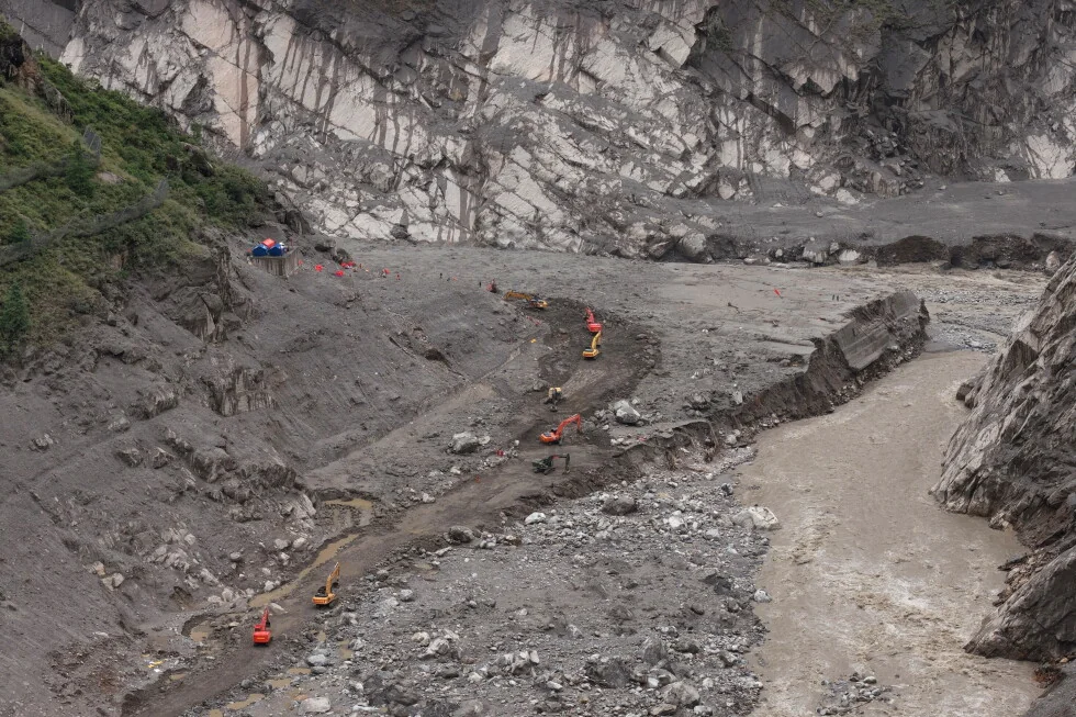 China controla la información después de las inundaciones cerca de la frontera con Nepal.