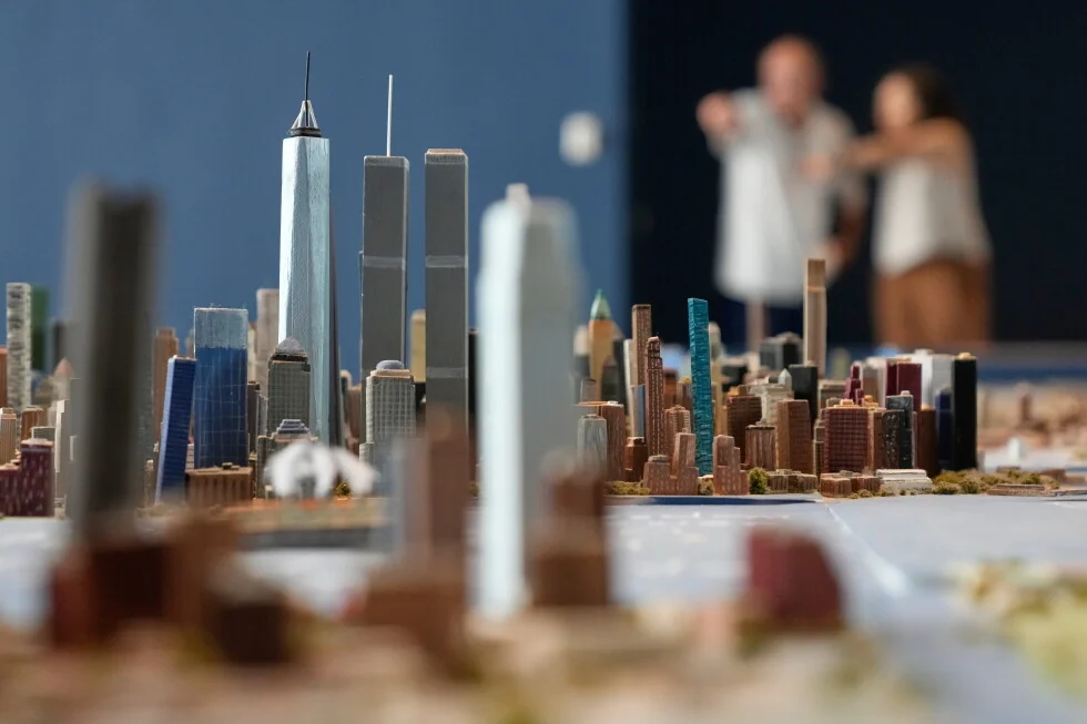 Un camionero hizo una pequeña ciudad de Nueva York con 800.000 edificios. Ahora está en un museo.