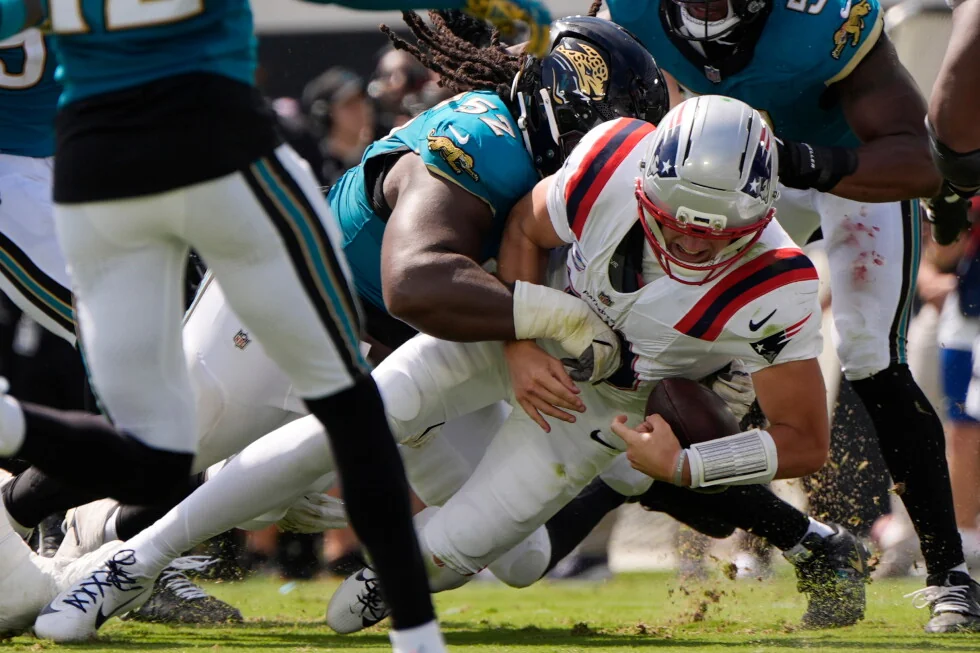 Drake Maye y J.J. McCarthy tienen mala suerte al inicio de esta temporada de la NFL