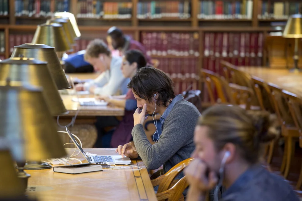 ¿Estrés por los exámenes? Expertos comparten consejos para estudiar mejor